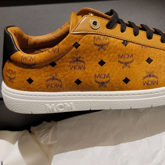 Men's Terrain Lo Sneakers in Visetos  The classic low-top sneaker, sculp Size 41 - Picture 8 of 8